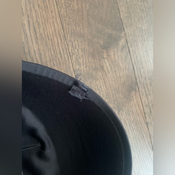 Victoria’s Secret Black Strapless Bra 36C - Picture 3 of 6